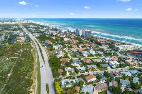 490 Mars Way Juno Beach FL 33408