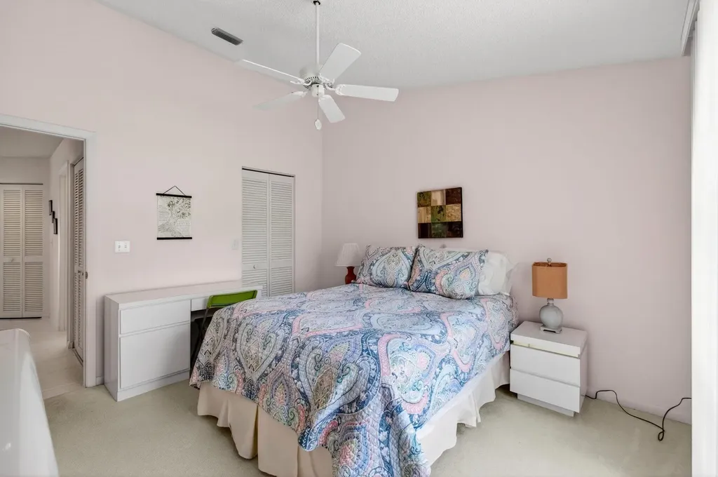 14323 Via Royale Delray Beach FL 33446