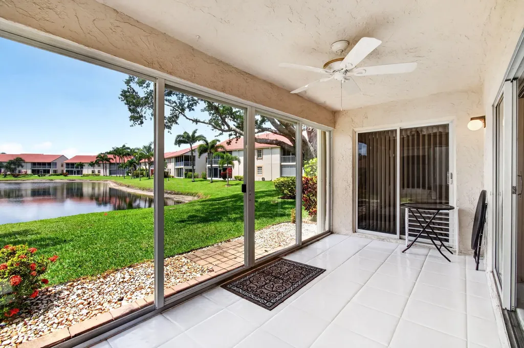 14323 Via Royale Delray Beach FL 33446