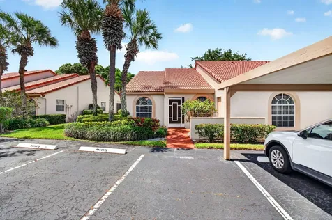 14323 Via Royale Delray Beach FL 33446