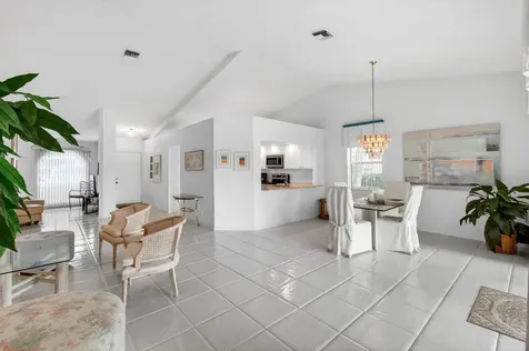 14323 Via Royale Delray Beach FL 33446