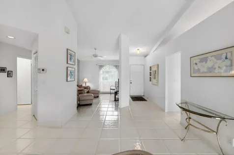 14323 Via Royale Delray Beach FL 33446