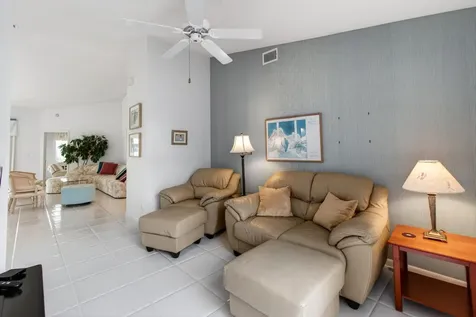14323 Via Royale Delray Beach FL 33446