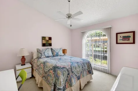 14323 Via Royale Delray Beach FL 33446