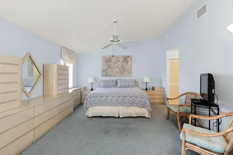 14323 Via Royale Delray Beach FL 33446