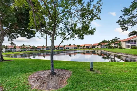 14323 Via Royale Delray Beach FL 33446