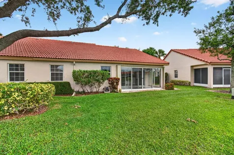 14323 Via Royale Delray Beach FL 33446