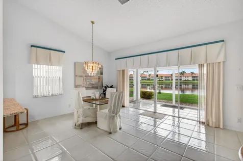 14323 Via Royale Delray Beach FL 33446