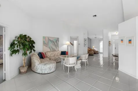 14323 Via Royale Delray Beach FL 33446