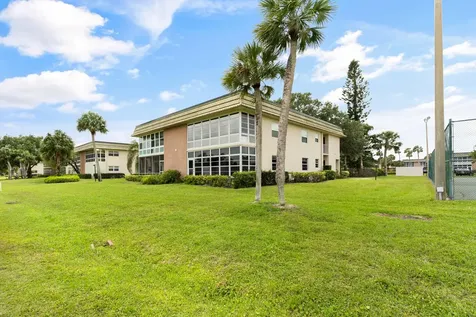 19 Vista Gardens Trail Vero Beach FL 32962