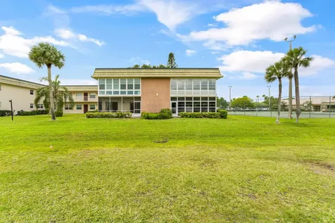 19 Vista Gardens Trail Vero Beach FL 32962