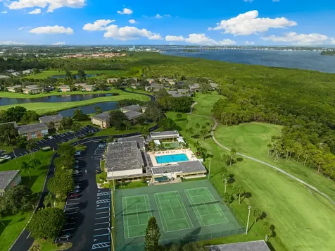 19 Vista Gardens Trail Vero Beach FL 32962