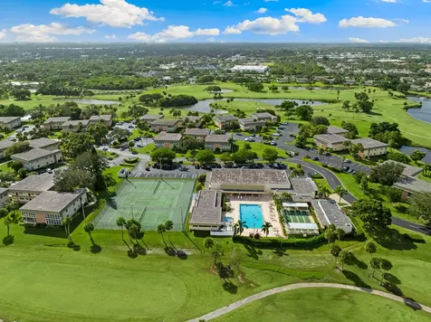 19 Vista Gardens Trail Vero Beach FL 32962