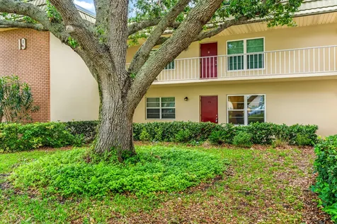 19 Vista Gardens Trail Vero Beach FL 32962