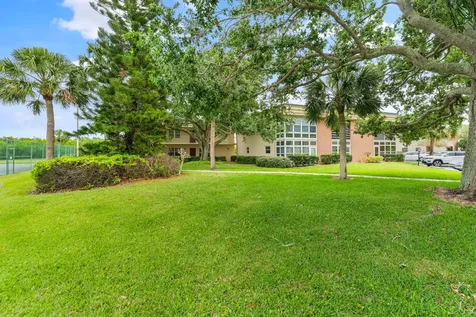 19 Vista Gardens Trail Vero Beach FL 32962