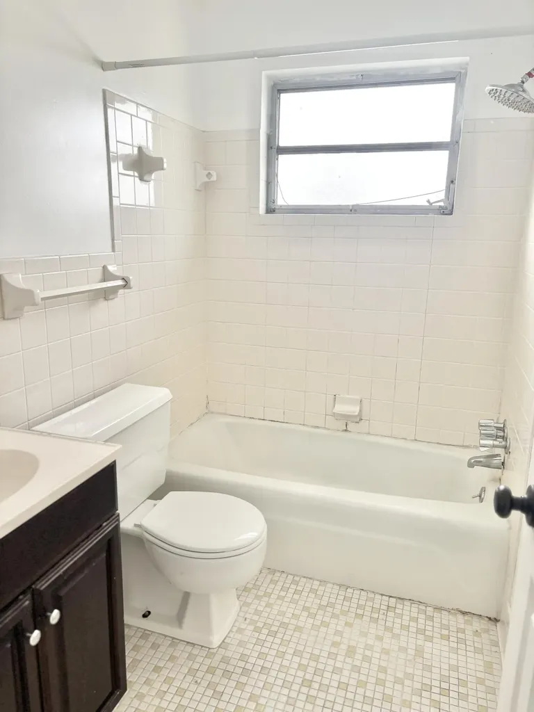 1111 N Federal Highway Lake Worth Beach FL 33460
