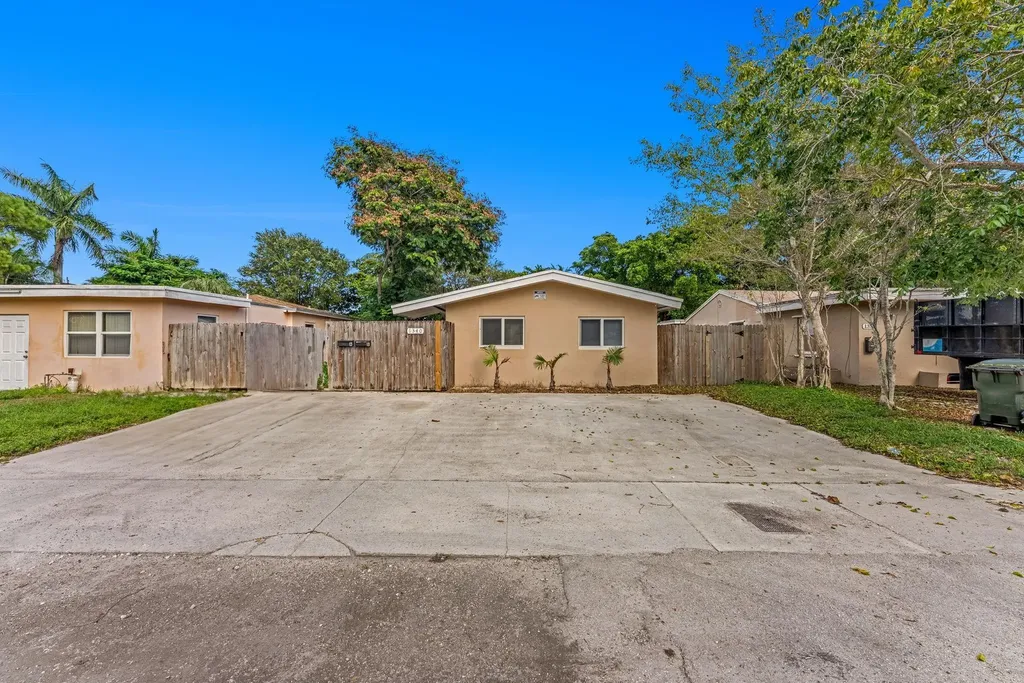 1340 NE 1st Avenue Fort Lauderdale FL 33304
