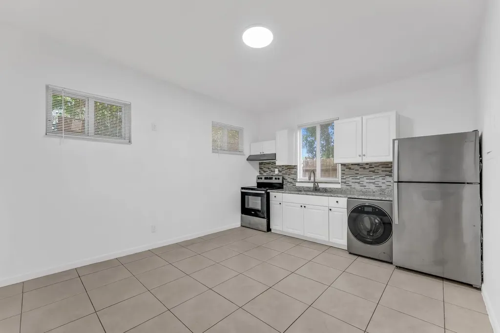1340 NE 1st Avenue Fort Lauderdale FL 33304