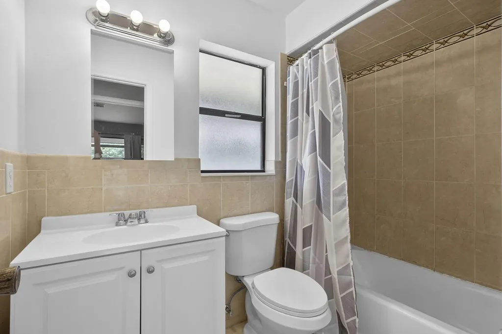 4661 Perth Road West Palm Beach FL 33415
