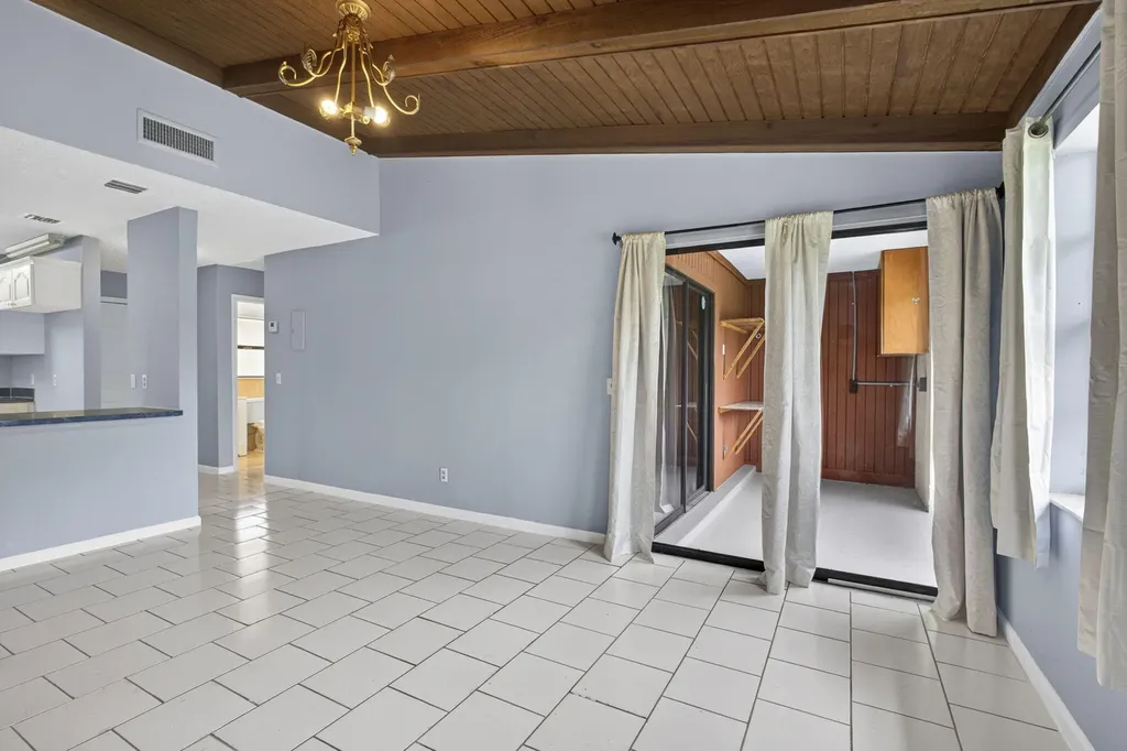 4661 Perth Road West Palm Beach FL 33415