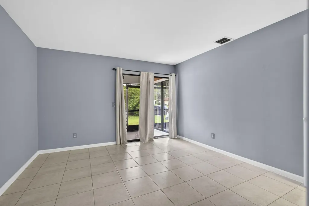 4661 Perth Road West Palm Beach FL 33415
