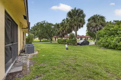 4661 Perth Road West Palm Beach FL 33415
