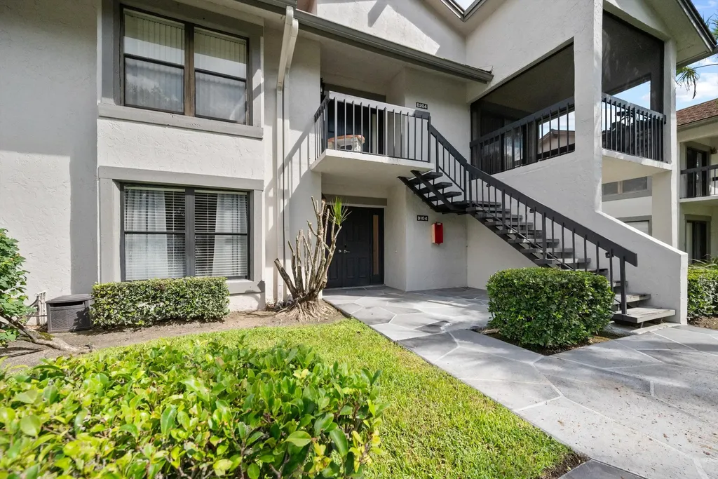 11355 Pond View Drive Wellington FL 33414