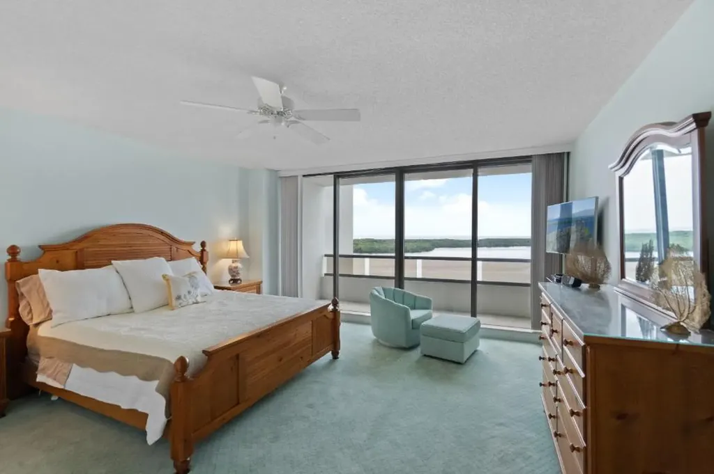 100 Lakeshore Drive North Palm Beach FL 33408