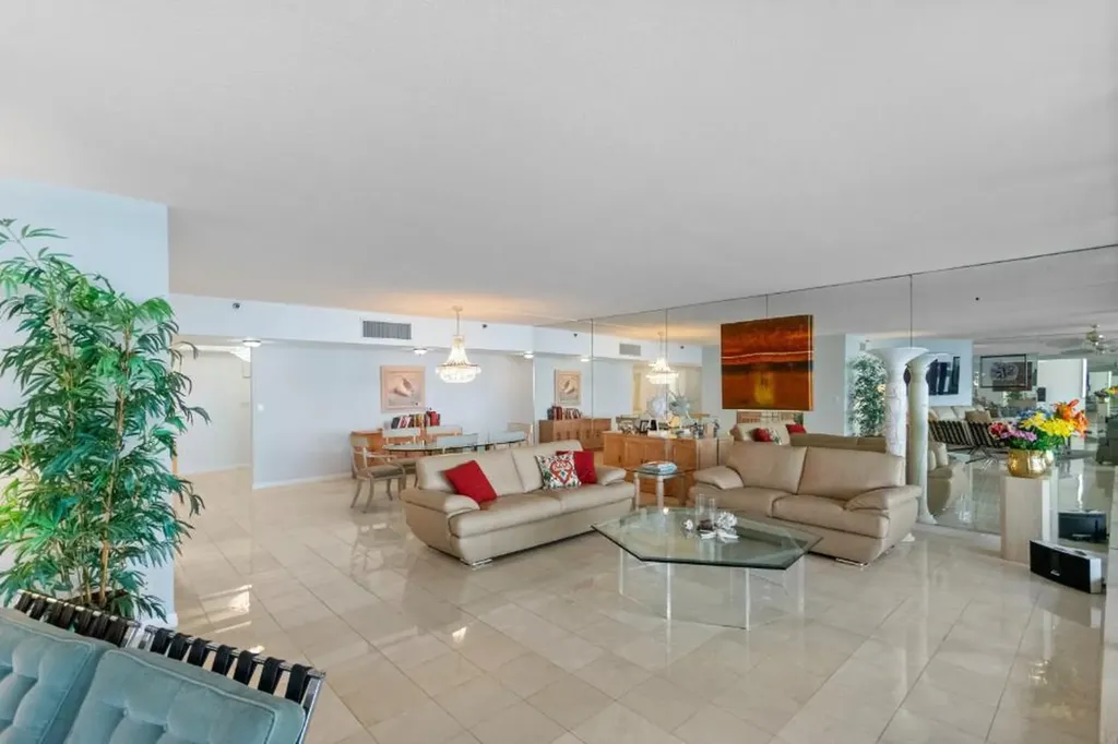 100 Lakeshore Drive North Palm Beach FL 33408