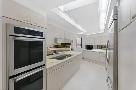 100 Lakeshore Drive North Palm Beach FL 33408