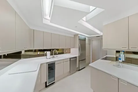 100 Lakeshore Drive North Palm Beach FL 33408