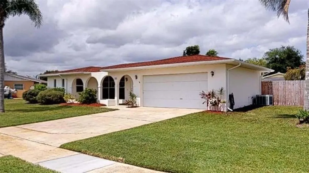 201 NE Midfield Lane Port St Lucie FL 34983