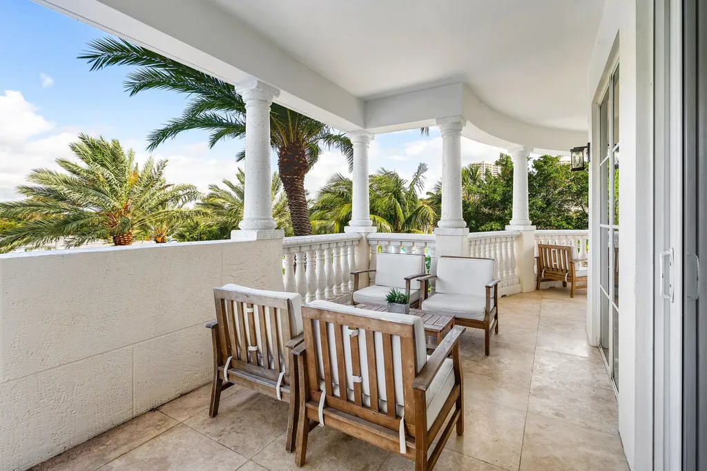 155 S Ocean Avenue Palm Beach Shores FL 33404