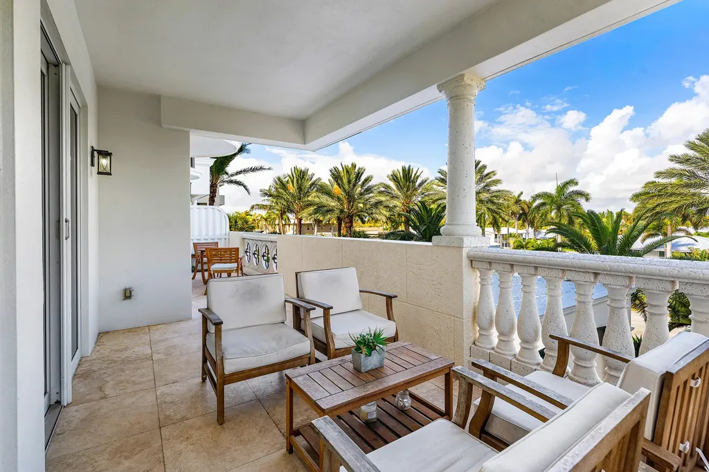 155 S Ocean Avenue Palm Beach Shores FL 33404