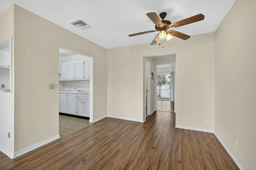 159 Easthampton G West Palm Beach FL 33417