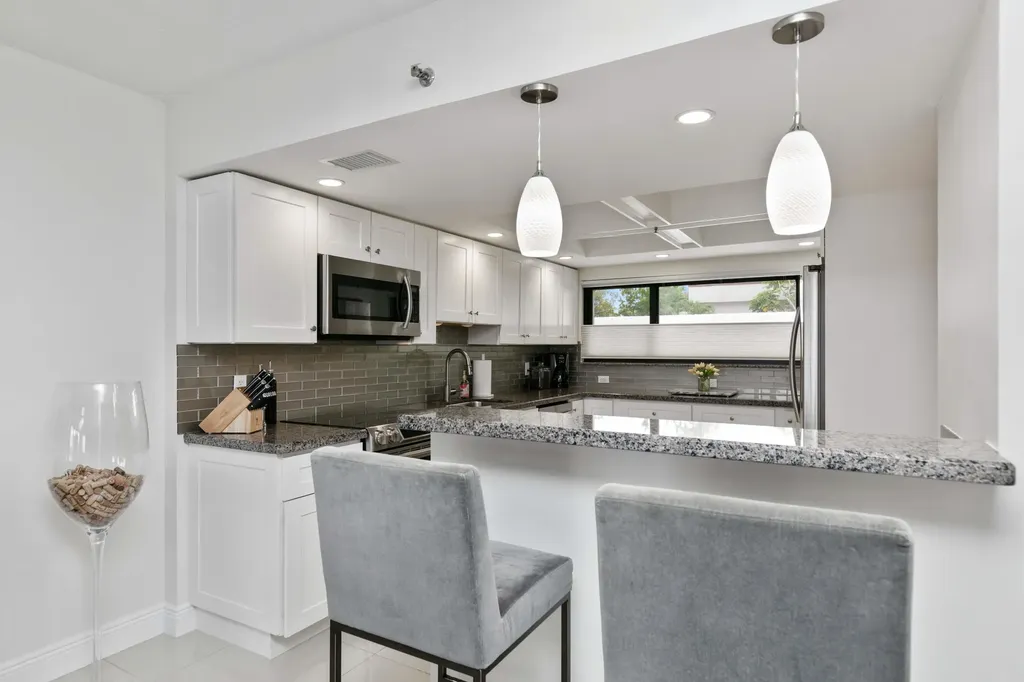 665 SE 21st Avenue Deerfield Beach FL 33441