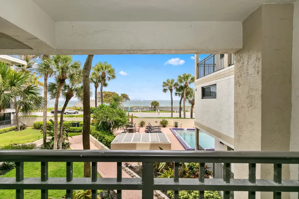 665 SE 21st Avenue Deerfield Beach FL 33441
