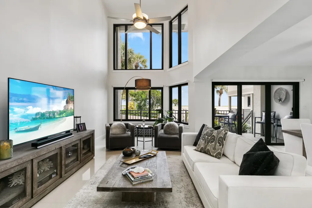 665 SE 21st Avenue Deerfield Beach FL 33441