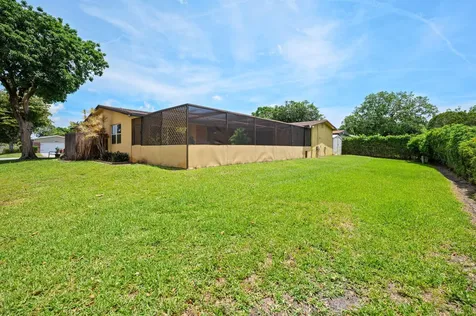 8350 NW 23rd Street Pembroke Pines FL 33024
