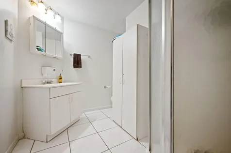 8350 NW 23rd Street Pembroke Pines FL 33024