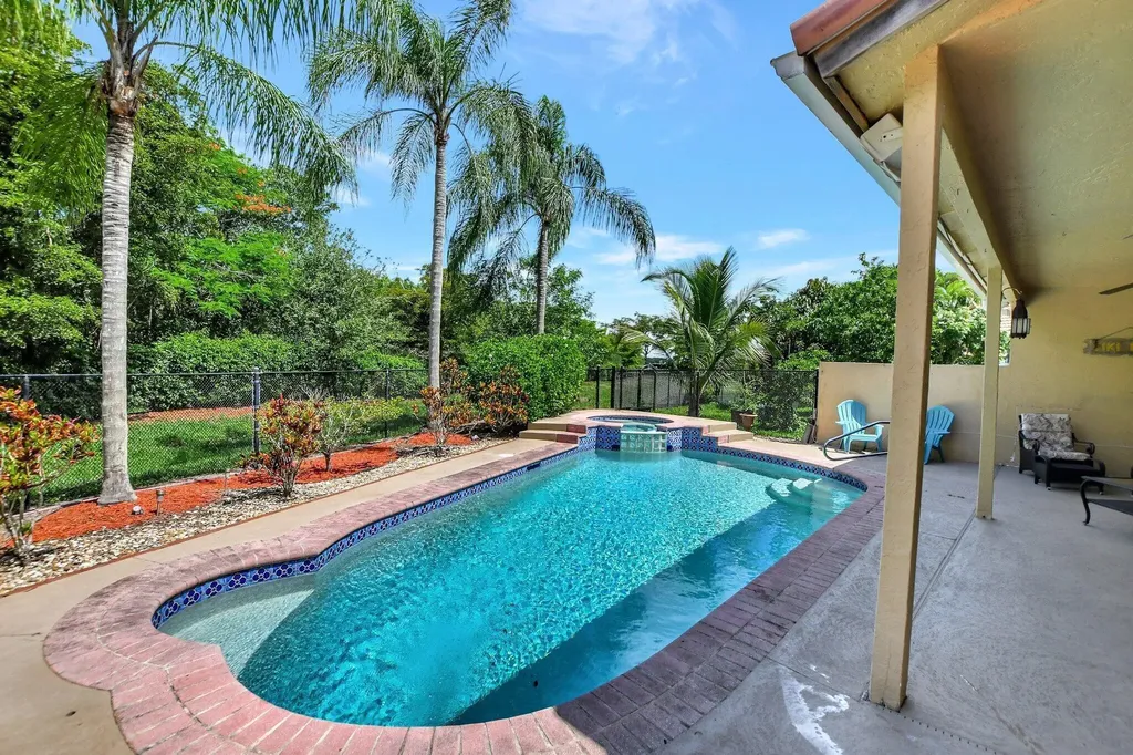 21783 Philmont Court Boca Raton FL 33428