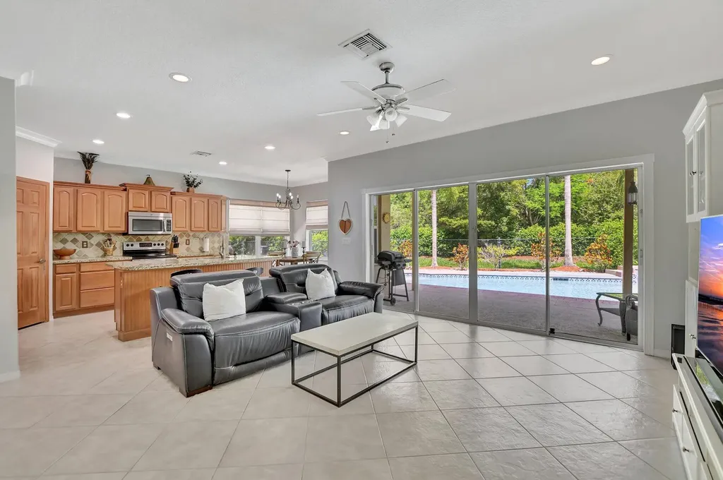 21783 Philmont Court Boca Raton FL 33428