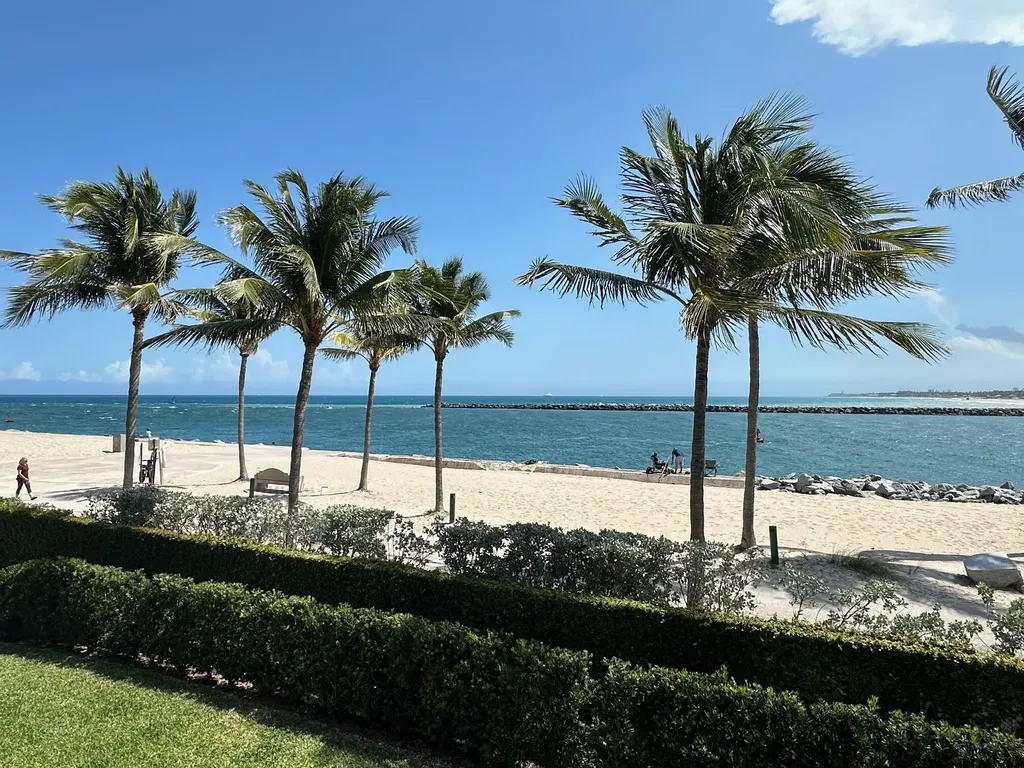 106 Inlet Way Palm Beach Shores FL 33404