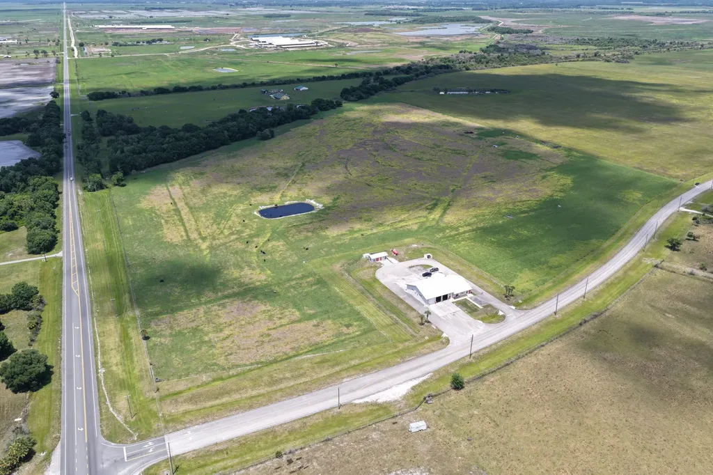 000 NE 168th Street Okeechobee FL 34972