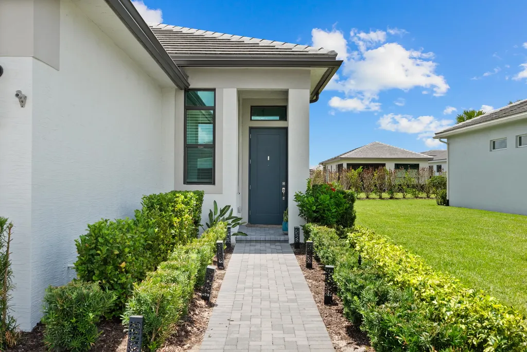 9013 SW Vetta Way Port St Lucie FL 34987