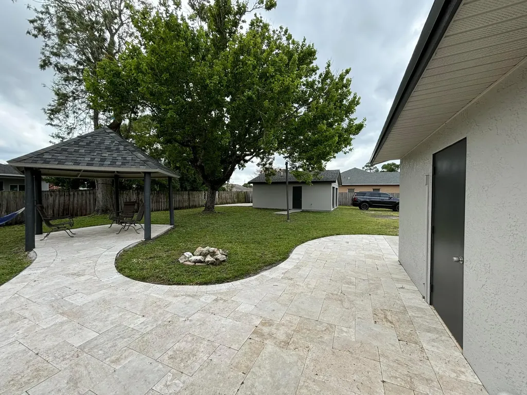 202 SW Crescent Avenue Port St Lucie FL 34984
