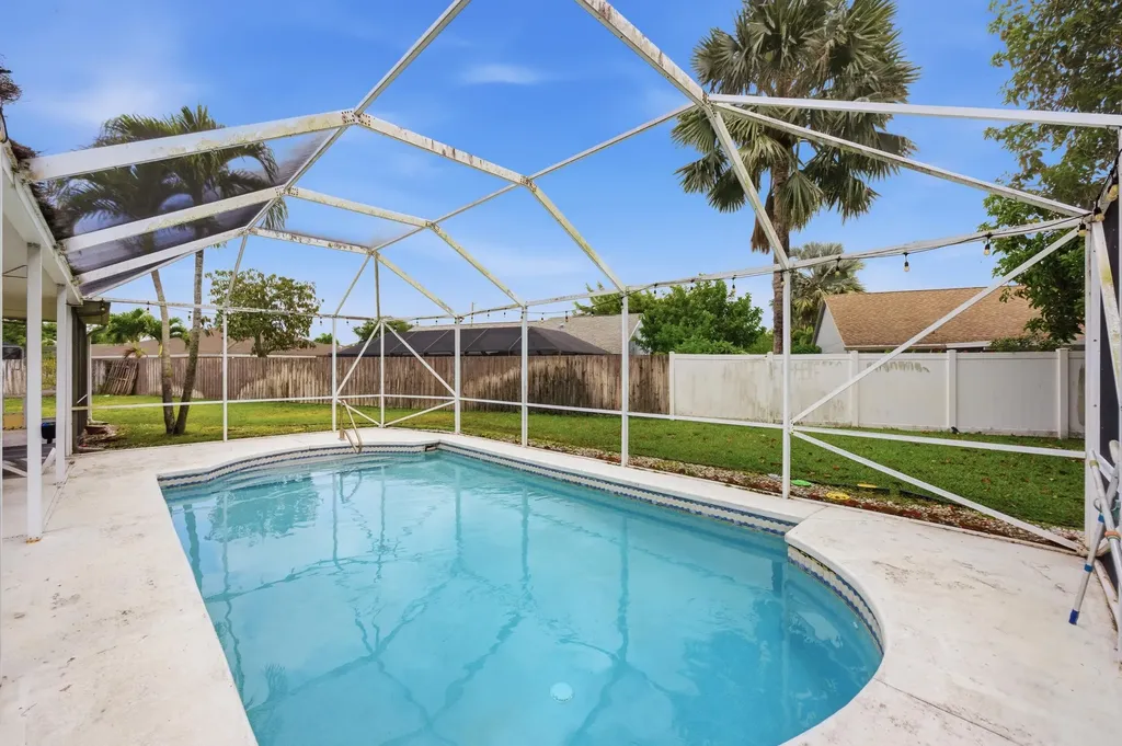 145 Roycourt Circle Royal Palm Beach FL 33411