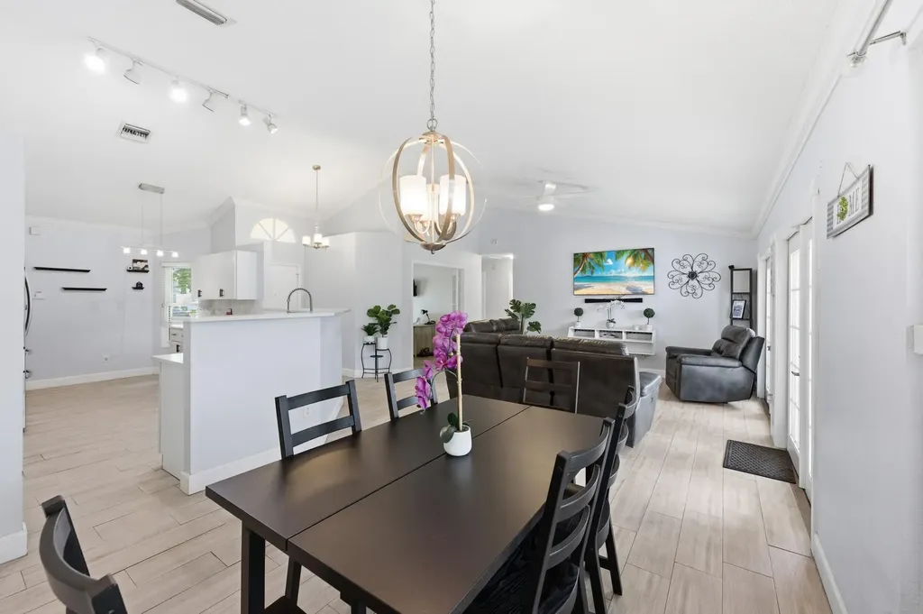 145 Roycourt Circle Royal Palm Beach FL 33411