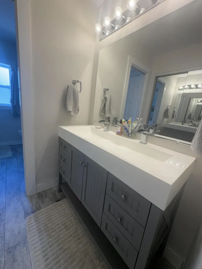 499 SW 28th Avenue Delray Beach FL 33445