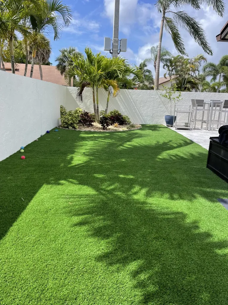 499 SW 28th Avenue Delray Beach FL 33445